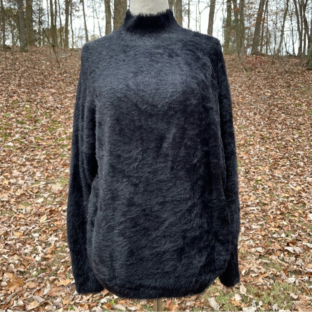 Marled Reunited Soft Fuzzy Black Sweater Size Medium